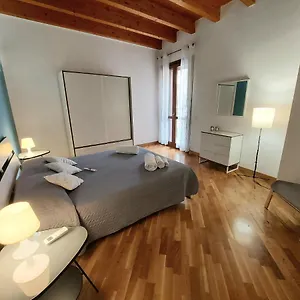 Apartment Cocciu D'amuri House Italy