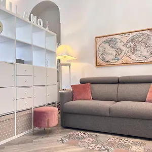 glamour-liberty-apartment-sabotino38.it-lombardy.com/
